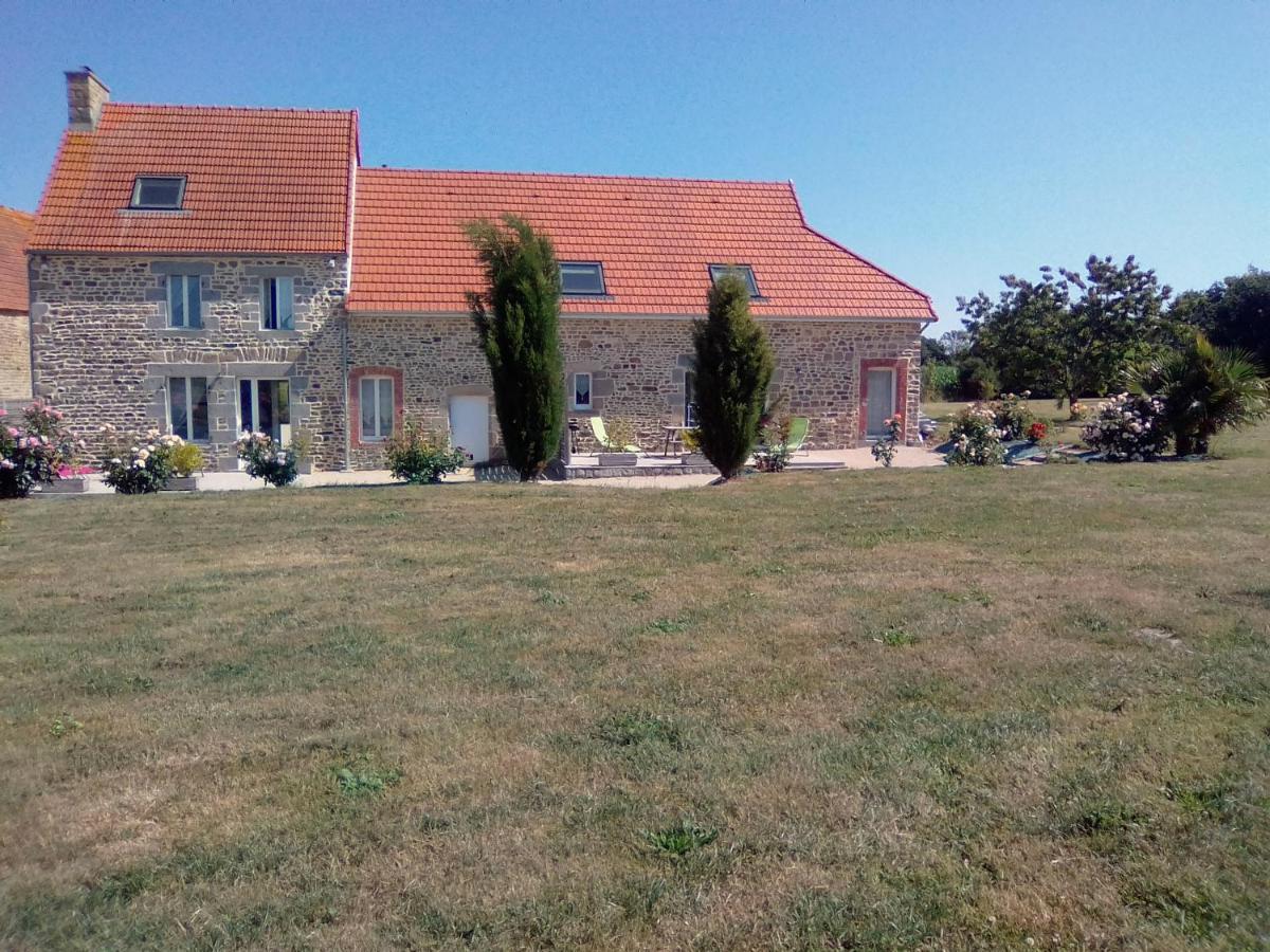 La Ferme D' Emerentine Bacilly Exterior photo